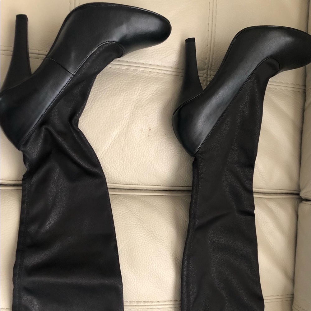 Colin Stuart Over Knee boots